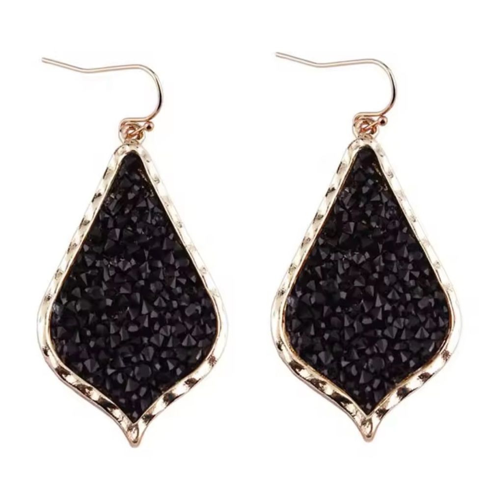 NEW! Elegant Black Glitter and Gold Dangle Fashion Earrings